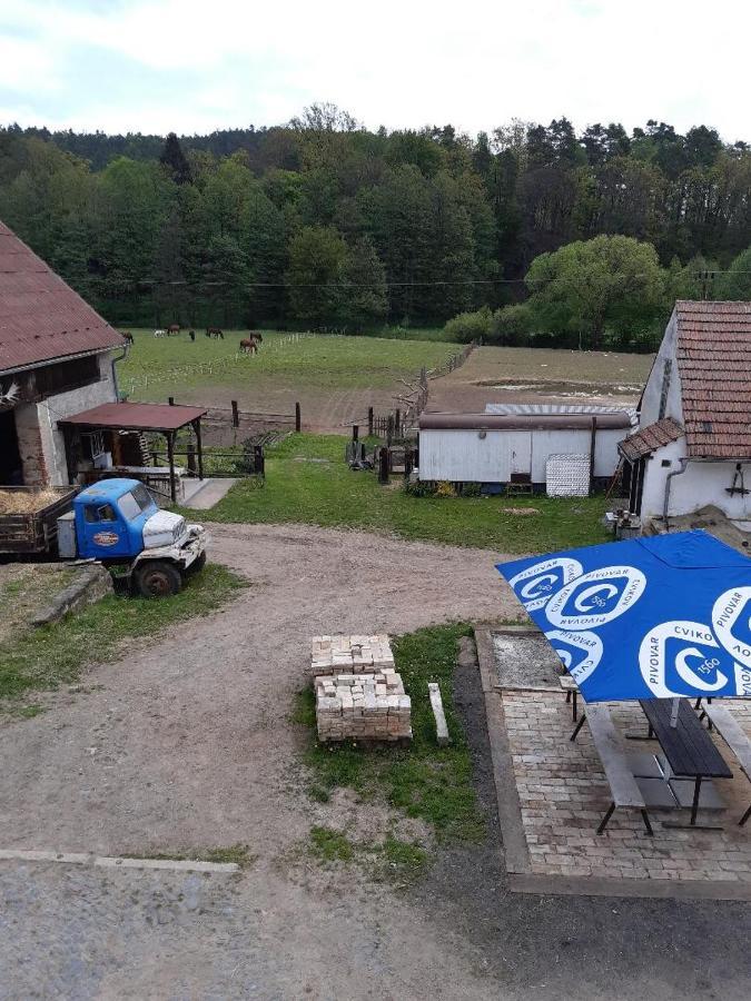 Ferienwohnung Staj Zaksin - Spejchar Dubá Exterior foto